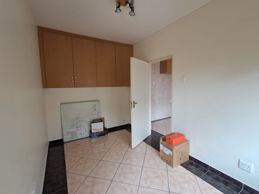 4 Bedroom Property for Sale in Roylglen Gardens Northern Cape